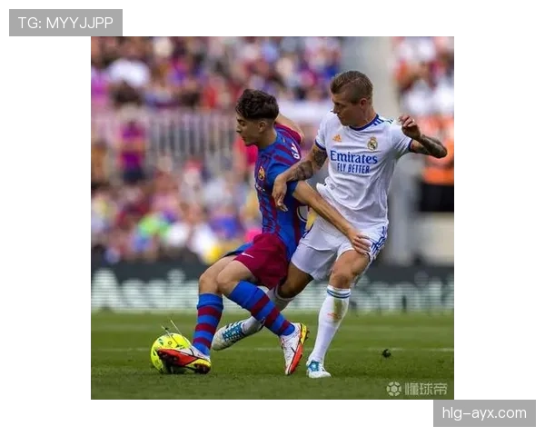 卡马文加:对比加维——对抗强度与推进方式差异